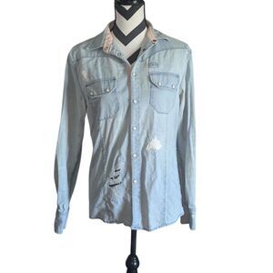Second Sunday Mens Distressed Denim Pearl Snap Shirt